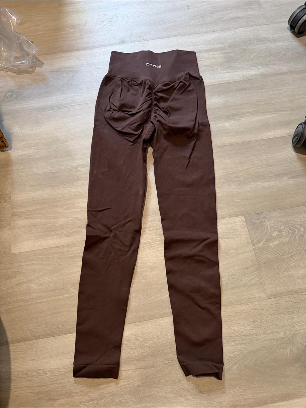 DFYNE scrunch leggings size XS brown